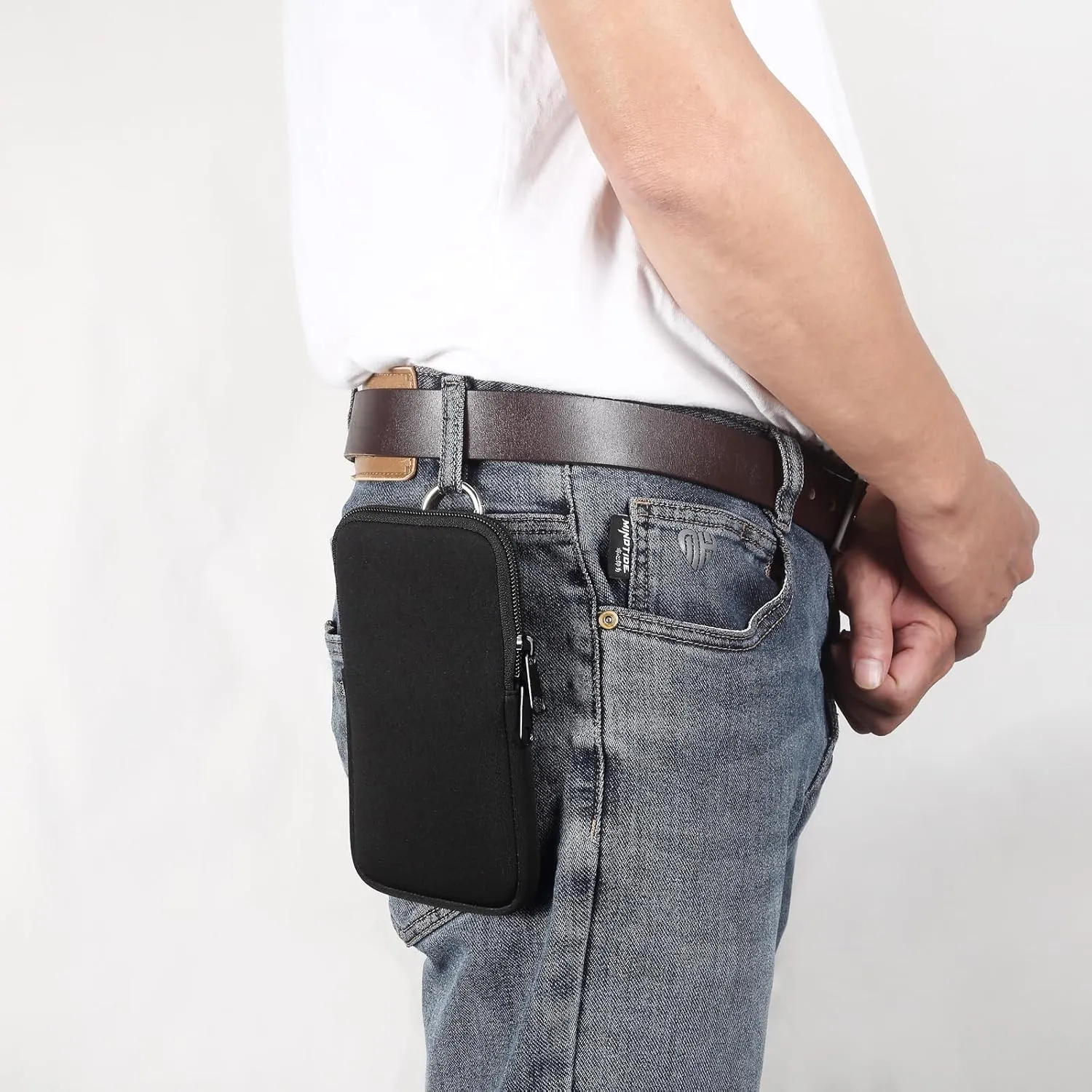 Neoprene Cellphone Sleeve, Zipper Belt Clip Holster Pouch Case for iPhone 16 15 14 13 12 Mini X XS SE Samsung Galaxy S24 S23 S22 S21 S20 A01 Google Pixel 9 8 7a (Black, M6.1)