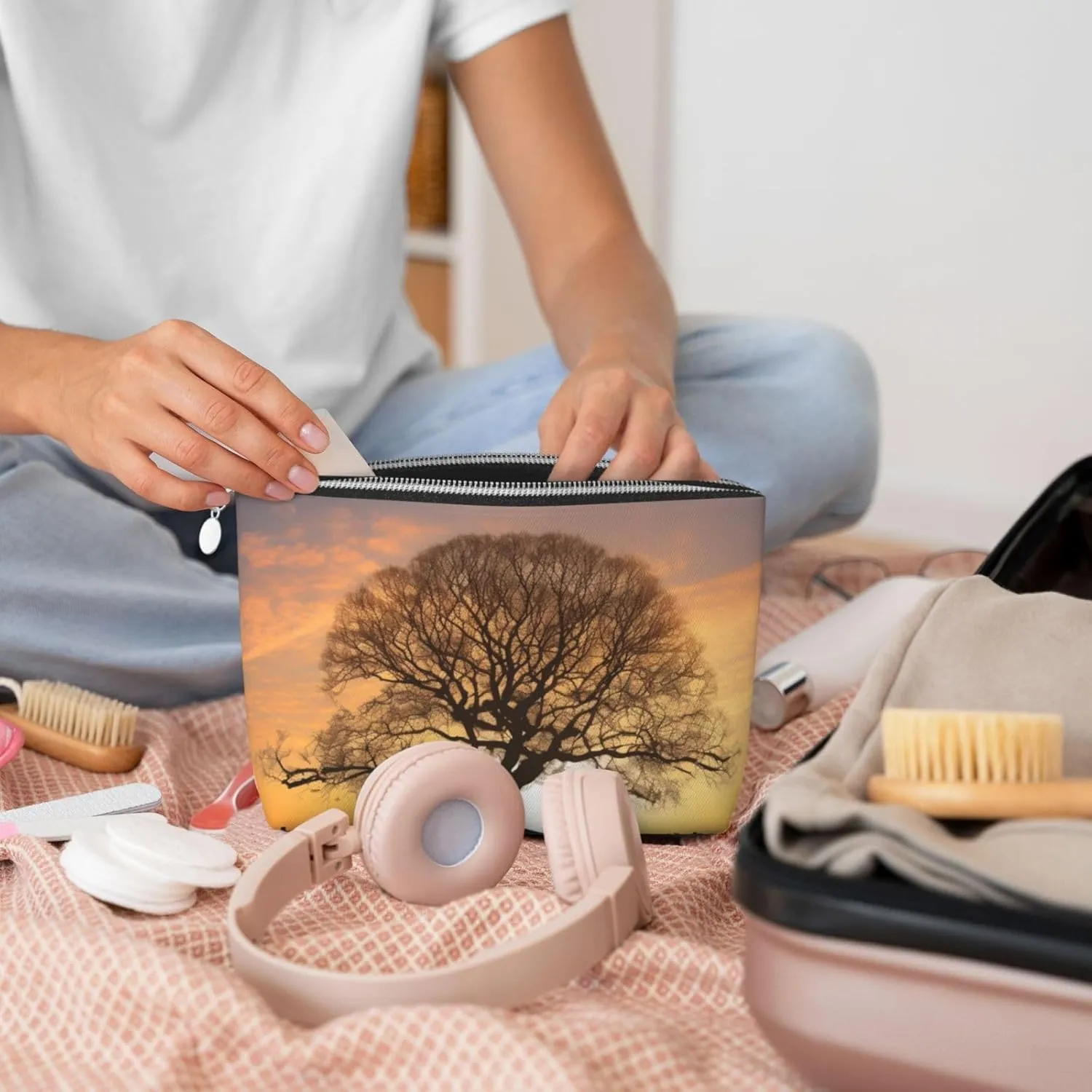 Oak Tree in Winter at Sunset printed Leather Travel Toiletry Bag makeup bag Cosmetic Bag Clutch Bag