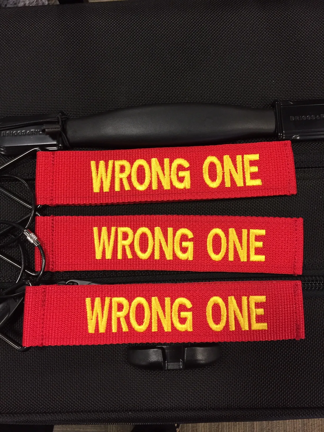 TudeTag - "WRONG ONE" Luggage Tag Identifier